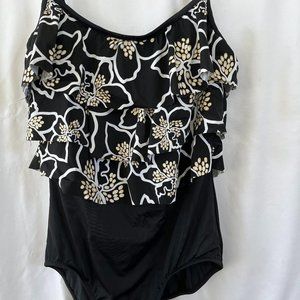 Swim suit